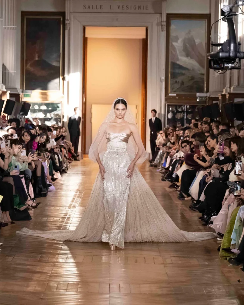 robe de mariée dorée tendances