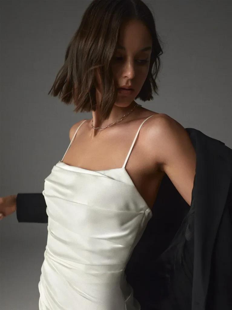 robe de mariée minimaliste chic tendances
